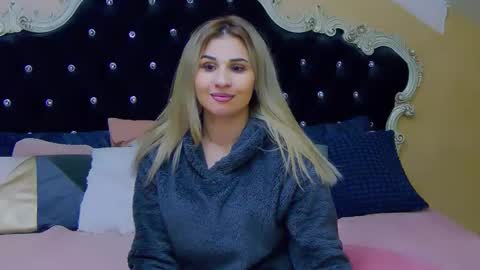 sophia smith4146 online show from February 12, 1:41 am