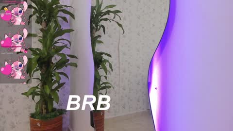 Michelle online show from December 4, 6:22 pm