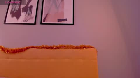 Sophia online show from December 19, 1:34 am