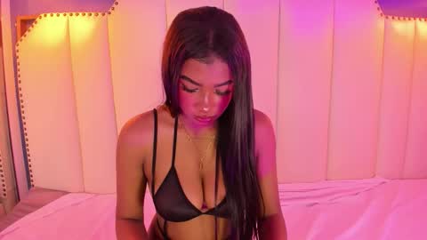 Sophie online show from January 8, 12:44 pm