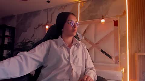 sophiadoll_tf online show from February 2, 8:49 pm