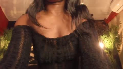 Snapshot of sophiasmiths_ chatting on March 9, 3:27 pm SophiaSmiths online show from March 9, 3:27 pm
