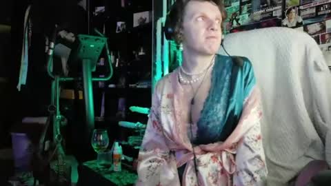 Sophie Satin1980 online show from July 11, 1:21 am