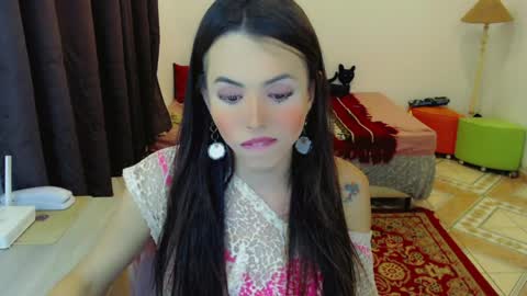 Sophie Fantasys online show from April 20, 9:07 pm