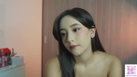 Sophie or Sof online show from February 22, 12:03 am