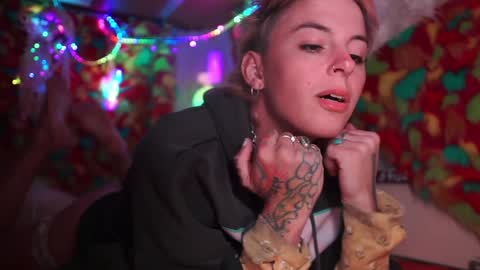 derpy derpington online show from December 21, 5:58 am