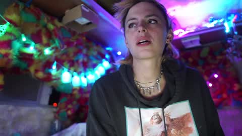 derpy derpington online show from January 31, 5:40 am