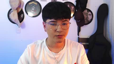 sophie_ross1 online show from April 11, 2:49 am