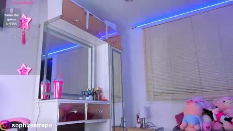 Sarah sophia  online show from September 21, 3:32 am