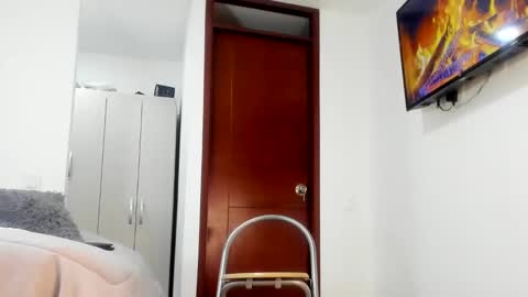 Snapshot of sophiebaker__ chatting on March 10, 7:22 am sophiebaker__ online show from March 10, 7:22 am