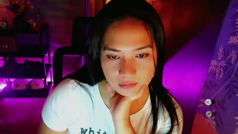 Sophie online show from April 19, 8:44 pm