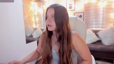 Sophie  online show from November 22, 2:59 pm