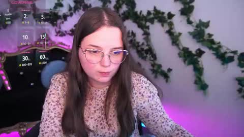 Snapshot of sophieedreams chatting on October 15, 1:56 pm sophieedreams online show from October 15, 1:56 pm