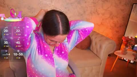 Snapshot of sophieedreams chatting on September 20, 8:45 pm sophieedreams online show from September 20, 8:45 pm