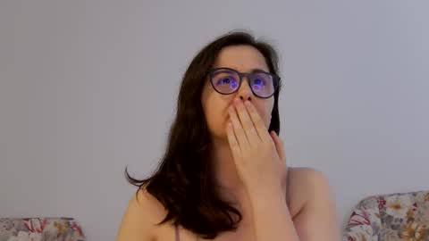 Snapshot of sophieerain chatting on September 21, 7:45 am Sophie Rain online show from September 21, 7:45 am