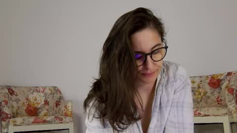 Snapshot of sophieerain chatting on October 12, 3:59 pm Sophie Rain online show from October 12, 3:59 pm