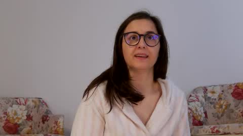 Snapshot of sophieerain chatting on October 19, 11:48 am Sophie Rain online show from October 19, 11:48 am