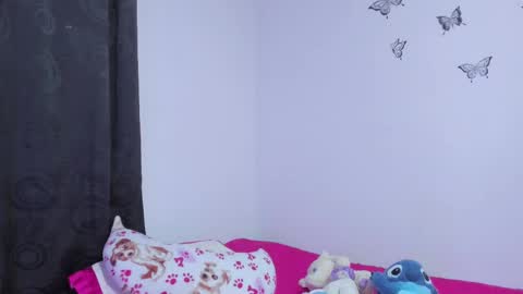 Sophie Woods  online show from February 22, 2:28 am