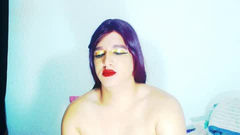 sophiehillsxo online show from April 11, 3:44 am