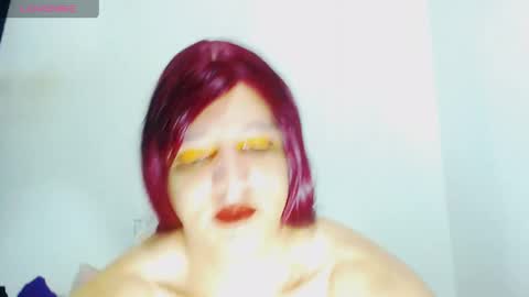 sophiehillsxo online show from May 25, 10:10 am