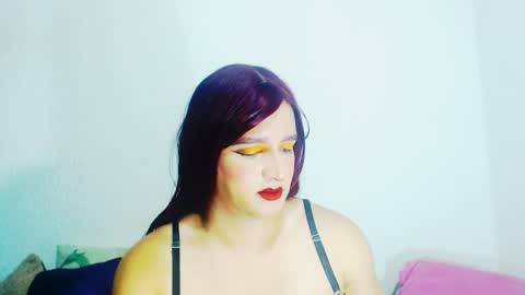 sophiehillsxo online show from March 28, 4:36 am