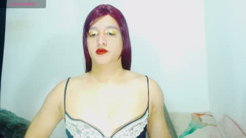 sophiehillsxo online show from May 19, 4:19 am