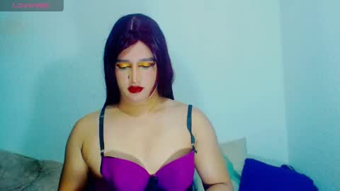 sophiehillsxo online show from May 13, 6:34 am