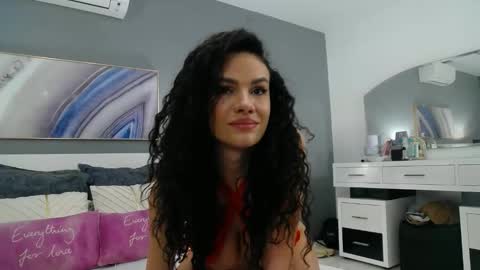 Sophie online show from September 18, 5:17 pm