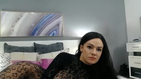 Sophie online show from December 1, 6:39 pm