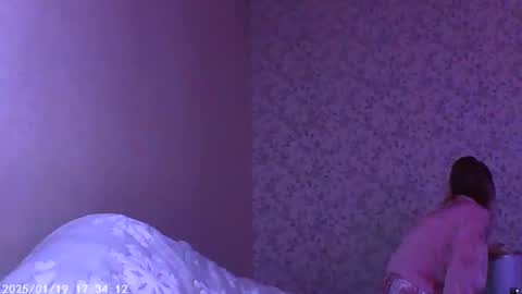 Sophie and my bestie Mandy    online show from January 18, 7:15 pm