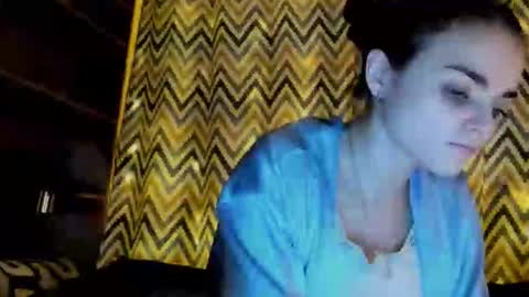 Sophie and my bestie Mandy    online show from December 4, 7:24 pm