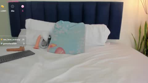 Snapshot of sophieturner_mg chatting on October 2, 8:07 pm sophieturner_mg online show from October 2, 8:07 pm