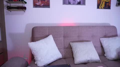 Sophiie online show from November 27, 8:49 pm