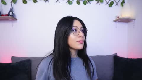 Sophiie online show from January 19, 4:11 am