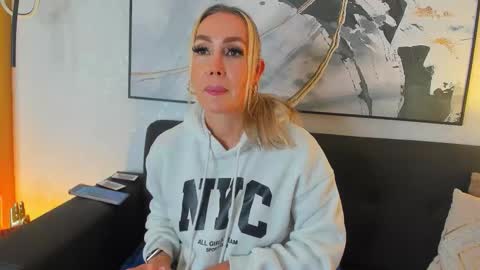 Sophi online show from February 24, 11:13 am