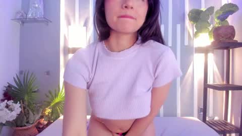 SOPHY ROGERS online show from March 4, 5:45 pm