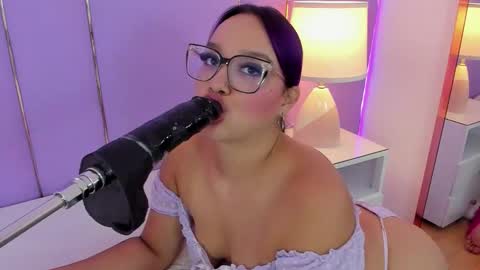 Sophy online show from November 25, 12:15 pm