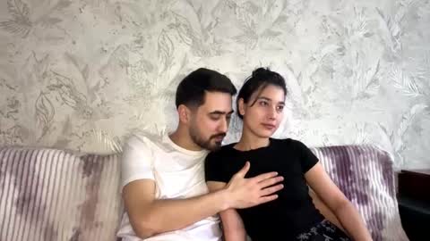 sophywhisper online show from February 4, 7:45 am