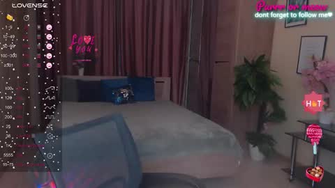 Snapshot of soul_liza chatting on October 6, 1:23 am Lisa online show from October 6, 1:23 am