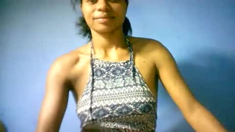 sourayaa online show from April 12, 3:49 pm