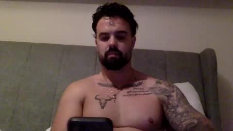 sourpineappleice online show from May 16, 8:40 pm