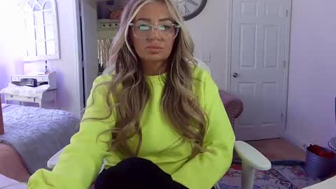 Your Barbii online show from February 18, 9:53 pm