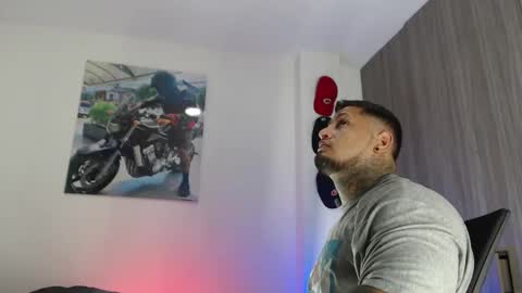 soy_apolo online show from November 6, 6:11 pm