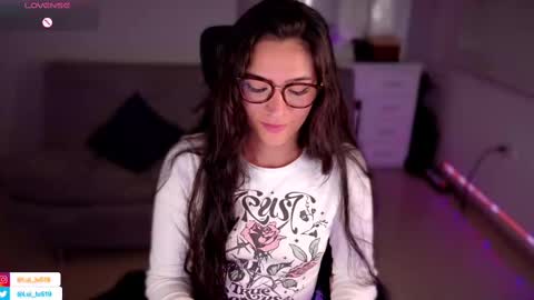 Luisa    online show from February 27, 4:24 am