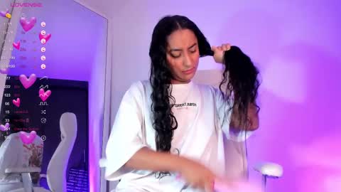 Juliana online show from October 26, 11:59 pm