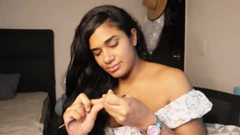 You want to talk to me more personal follow me in My Channel VIP  50 the discount       online show from February 20, 11:40 pm