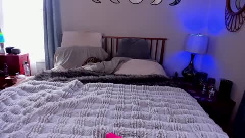 Snapshot of spankamber chatting on February 24, 9:52 pm AmberSpanks online show from February 24, 9:52 pm