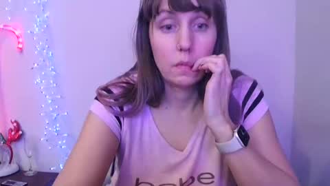 Tip 1 token  Follow me on instagram  Sparkle pinuppp online show from December 25, 10:17 am