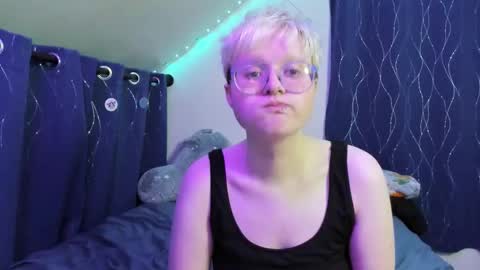 Atticus Pendragon online show from November 25, 7:29 am