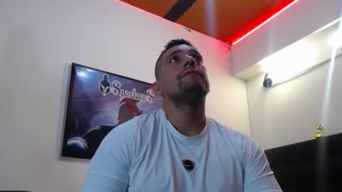     online show from November 7, 6:49 am